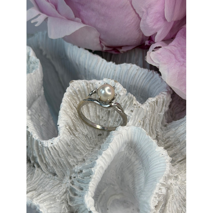 La Pais 14K White Gold Pearl Ring Size 6.5