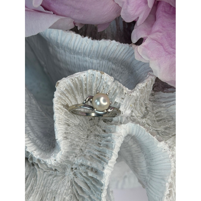 La Pais 14K White Gold Pearl Ring Size 6.5