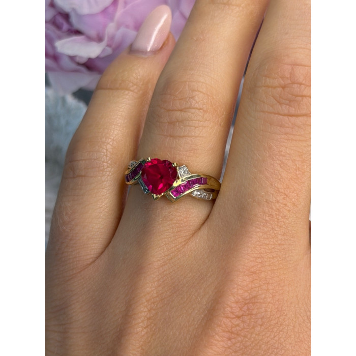 10K Yellow Gold Ruby & Diamond Heart Ring Size 7