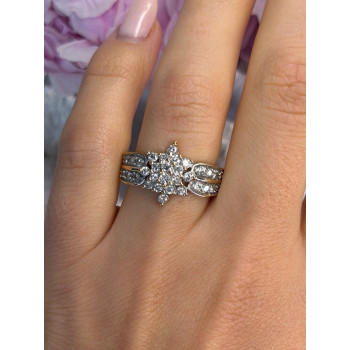 10K Yellow & White Gold Diamond Flower 1.36 ct Ring Size 7