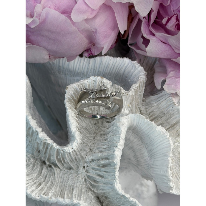 Classy 10K White Gold Diamond tcw 0.18 ct Ring Size 7