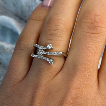Classy 10K White Gold Diamond tcw 0.18 ct Ring Size 7