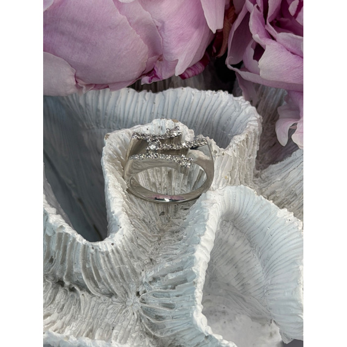 Classy 10K White Gold Diamond tcw 0.18 ct Ring Size 7