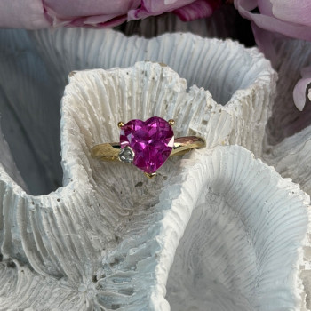 GTR 10K Yellow Gold Pink Sapphire Heart & Diamond Ring Size 7