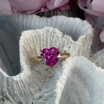 GTR 10K Yellow Gold Pink Sapphire Heart & Diamond Ring Size 7