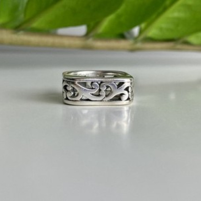 925 Sterling Silver Square Openwork Ring Size 6.5