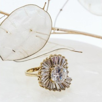 925 Sterling Silver Gold Plated CZ Ring Size 5.5