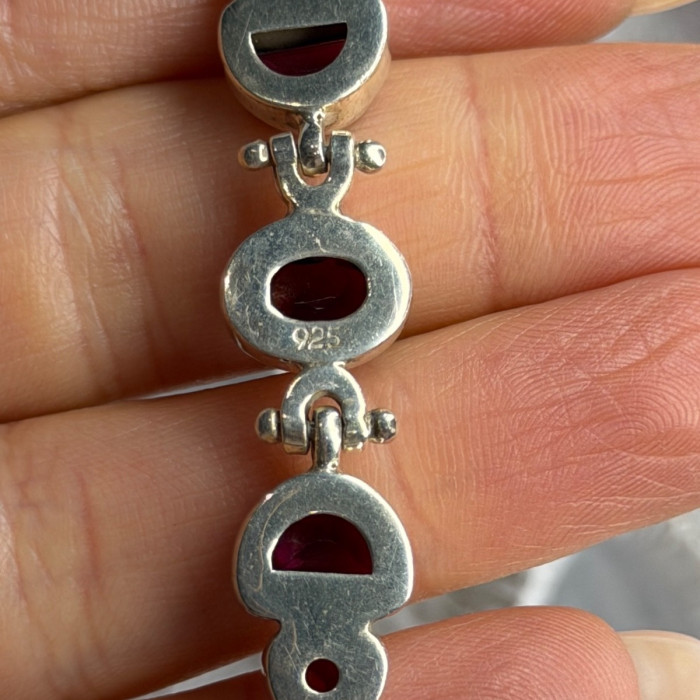 925 Sterling Silver Garnet Bracelet Length 7-7.5