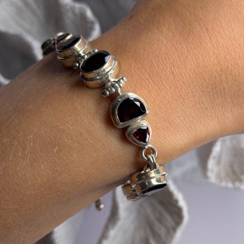 925 Sterling Silver Garnet Bracelet Length 7-7.5