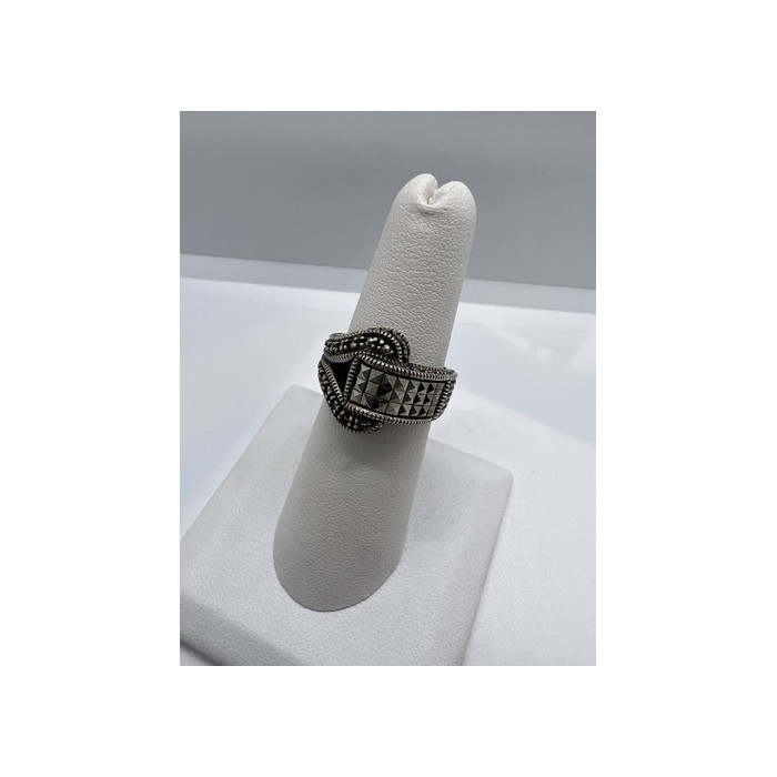 925 Sterling Silver Marcasite Ring Size 5.5