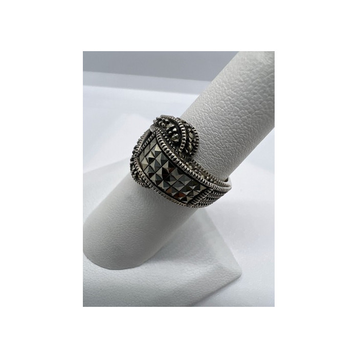 925 Sterling Silver Marcasite Ring Size 5.5