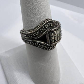 925 Sterling Silver Marcasite Ring Size 5.5