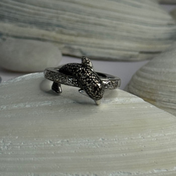 925 Sterling Silver Dolphin Diamond Ring Size 7