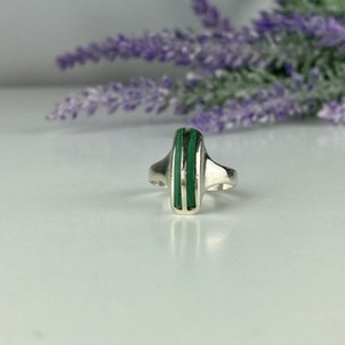 925 Sterling Silver Malachite Ring Size 5.5