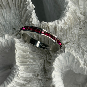 925 Sterling Silver Pink Spinel Band Ring Size 6