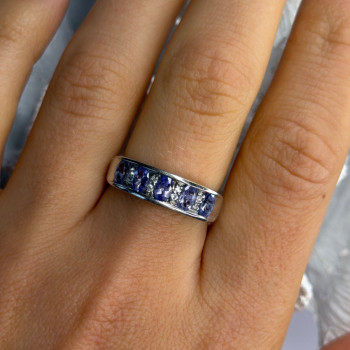925 Sterling Silver Tanzanite & Diamond Ring Size 8
