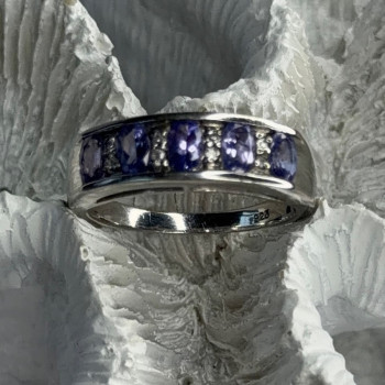 925 Sterling Silver Tanzanite & Diamond Ring Size 8