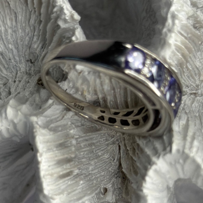 925 Sterling Silver Tanzanite & Diamond Ring Size 8