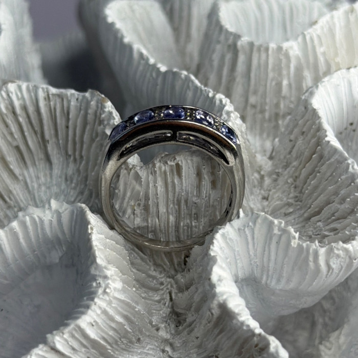 925 Sterling Silver Tanzanite & Diamond Ring Size 8