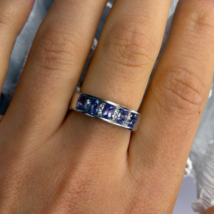 925 Sterling Silver Tanzanite & Diamond Ring Size 8