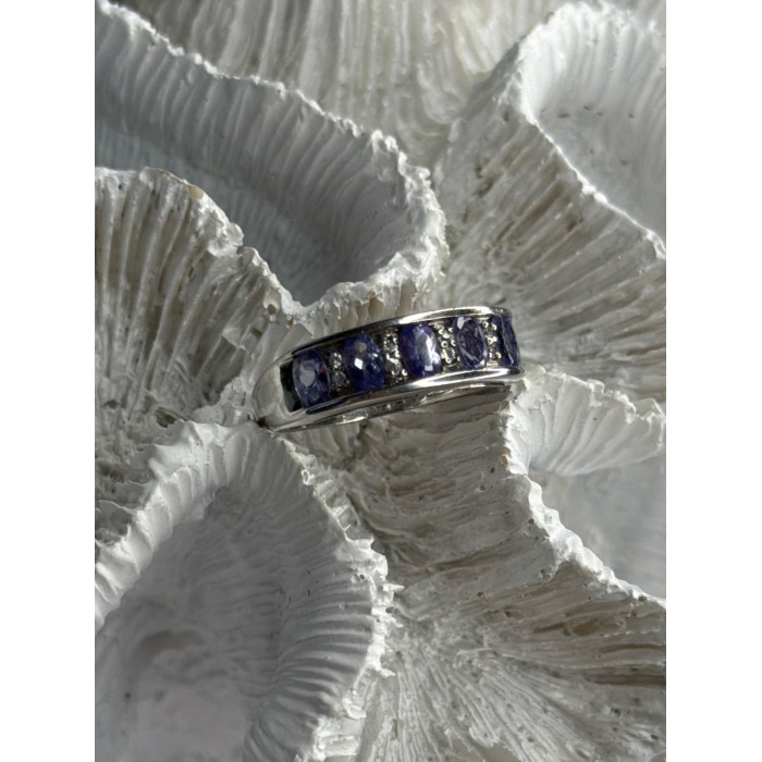 925 Sterling Silver Tanzanite & Diamond Ring Size 8