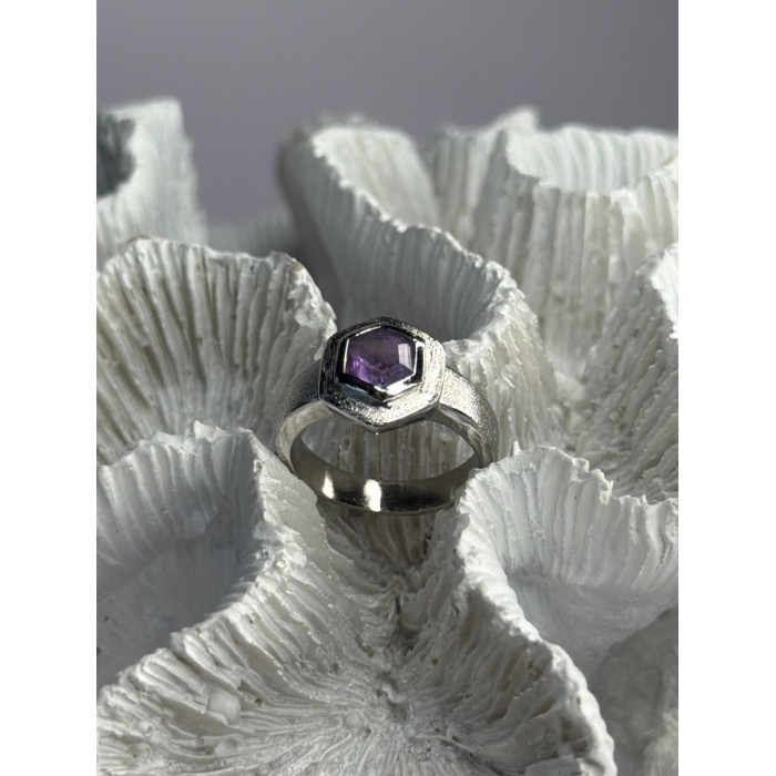 925 Sterling Silver Amethyst Ring Size 5.5