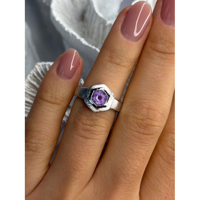 925 Sterling Silver Amethyst Ring Size 5.5