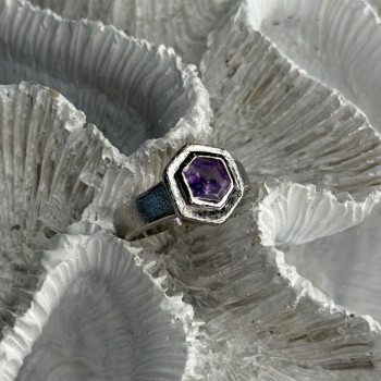 925 Sterling Silver Amethyst Ring Size 5.5