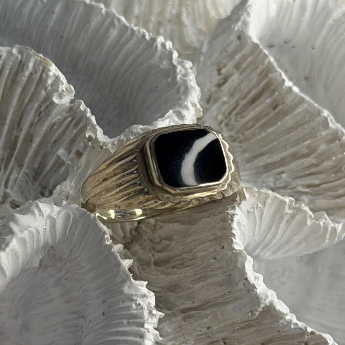 Vintage 925 Sterling Silver Onyx Ring Size 9