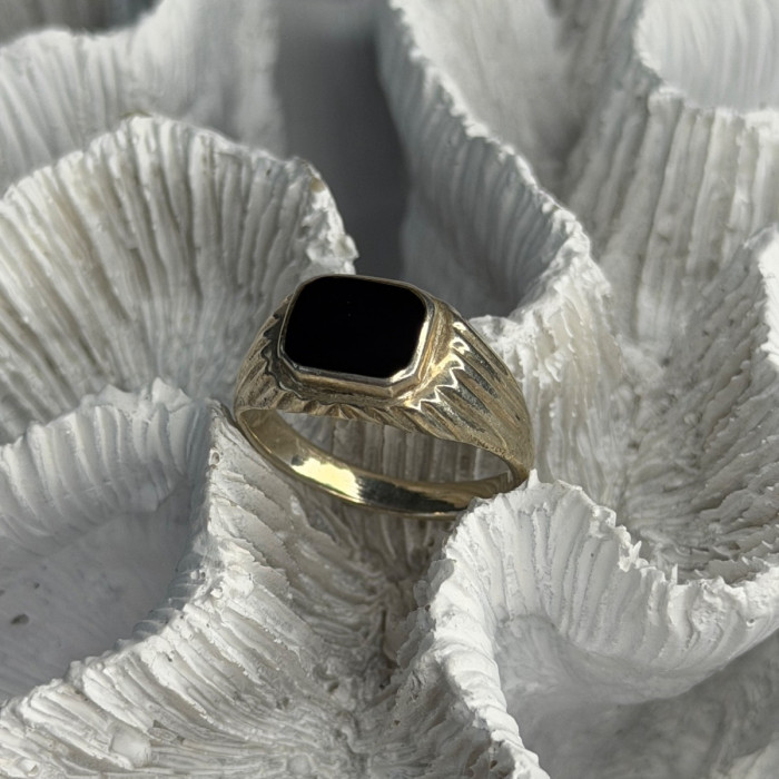Vintage 925 Sterling Silver Onyx Ring Size 9