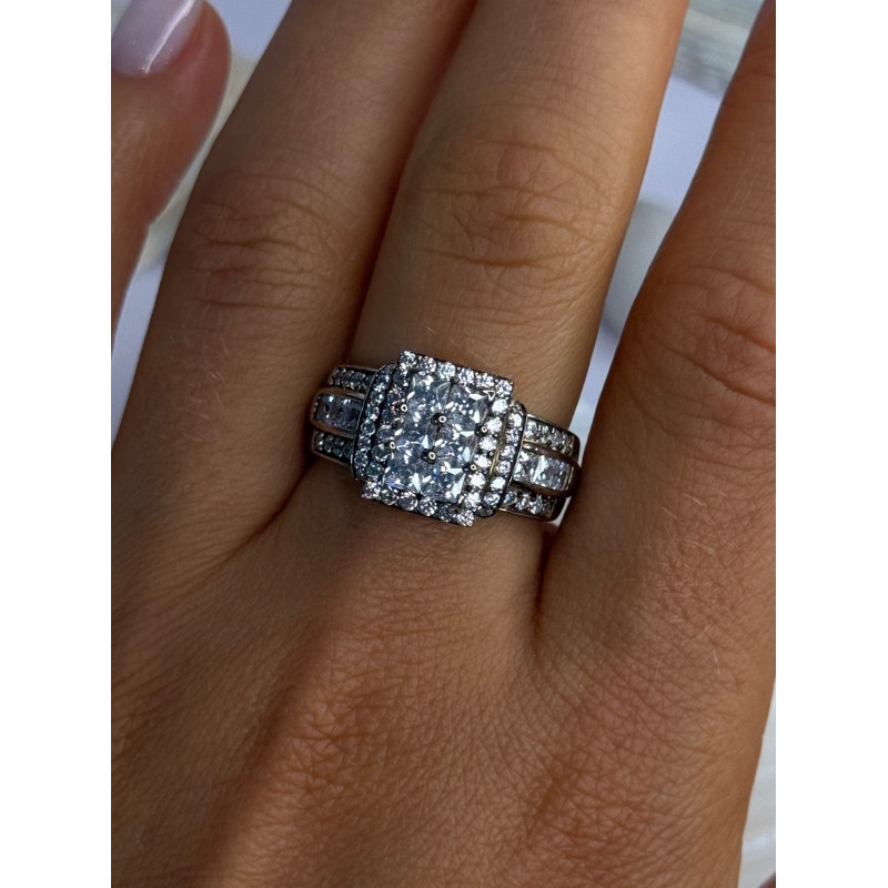 925 Sterling Silver Cz Ring Size 9