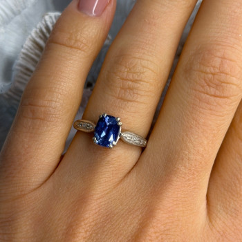 925 Sterling Silver Iolite & Diamond Ring Size 7