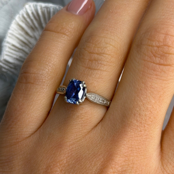 925 Sterling Silver Iolite & Diamond Ring Size 7