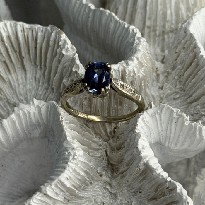 925 Sterling Silver Iolite & Diamond Ring Size 7