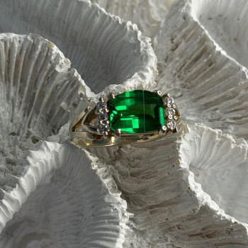 925 Sterling Silver Green Crystal & Cz Ring Size 7