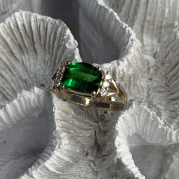 925 Sterling Silver Green Crystal & Cz Ring Size 7