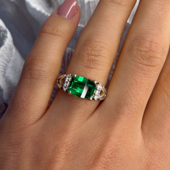 925 Sterling Silver Green Crystal & Cz Ring Size 7