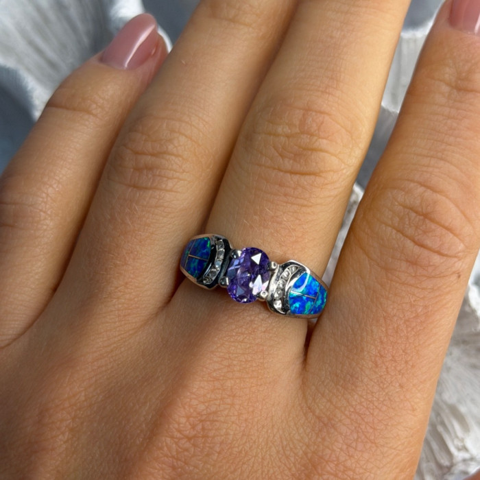 AK 925 Sterling Silver Amethyst & Opal & Beryl Ring Size 8