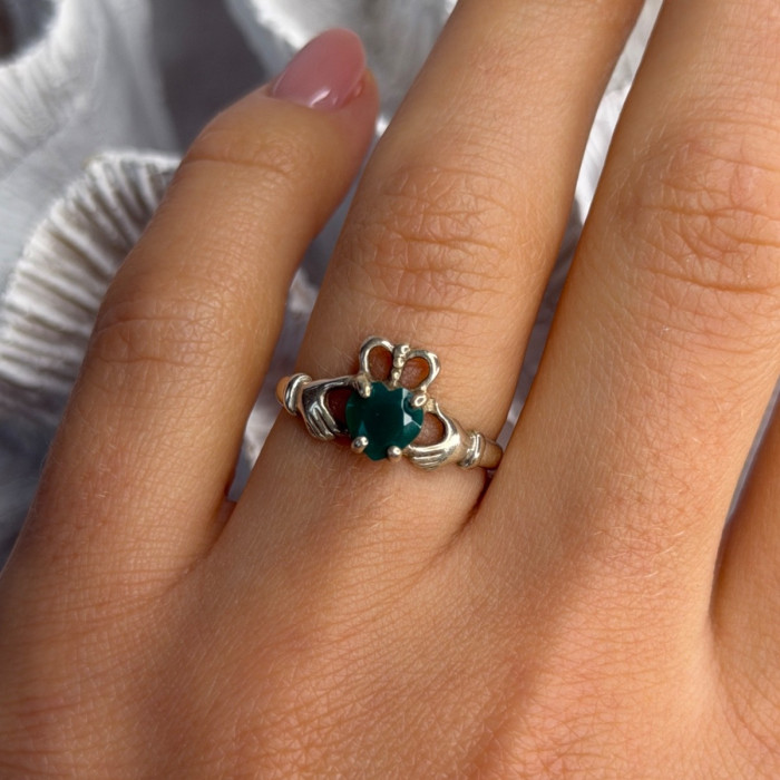 925 Sterling Silver Emerald Heart Ring Size 7