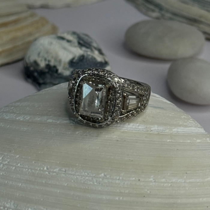 Tycoon 925 Sterling Silver Cz Ring Size 5
