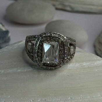 Tycoon 925 Sterling Silver Cz Ring Size 5