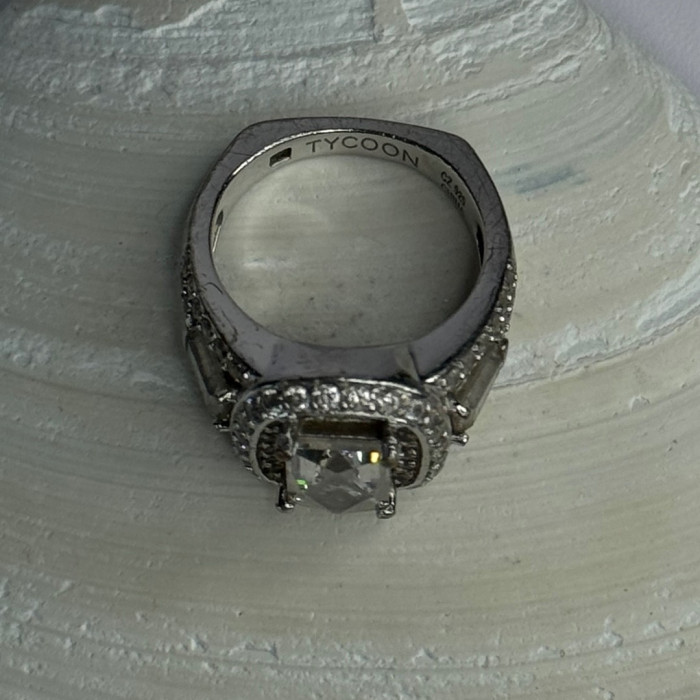Tycoon 925 Sterling Silver Cz Ring Size 5