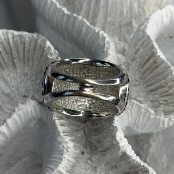 Beautiful Design 925 Sterling Silver Cz Ring Size 8