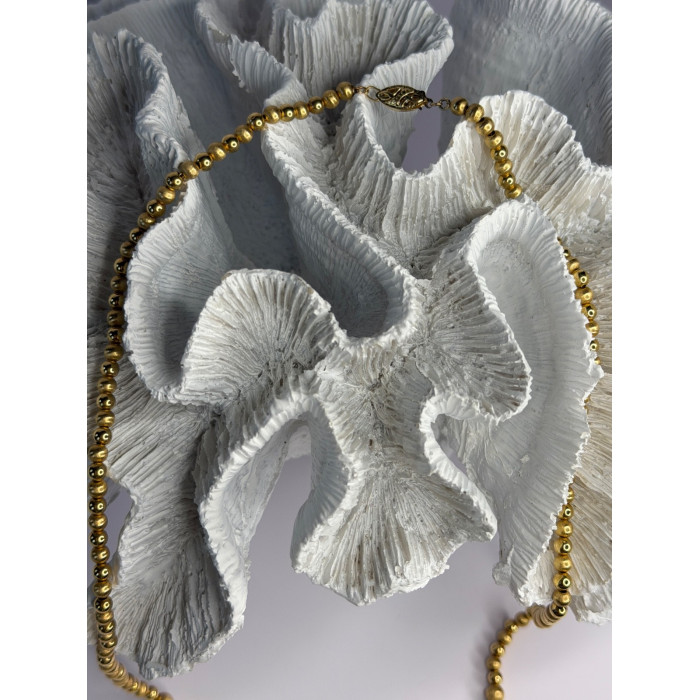 Elegant Design 14K Yellow Gold Necklace Length 23 in