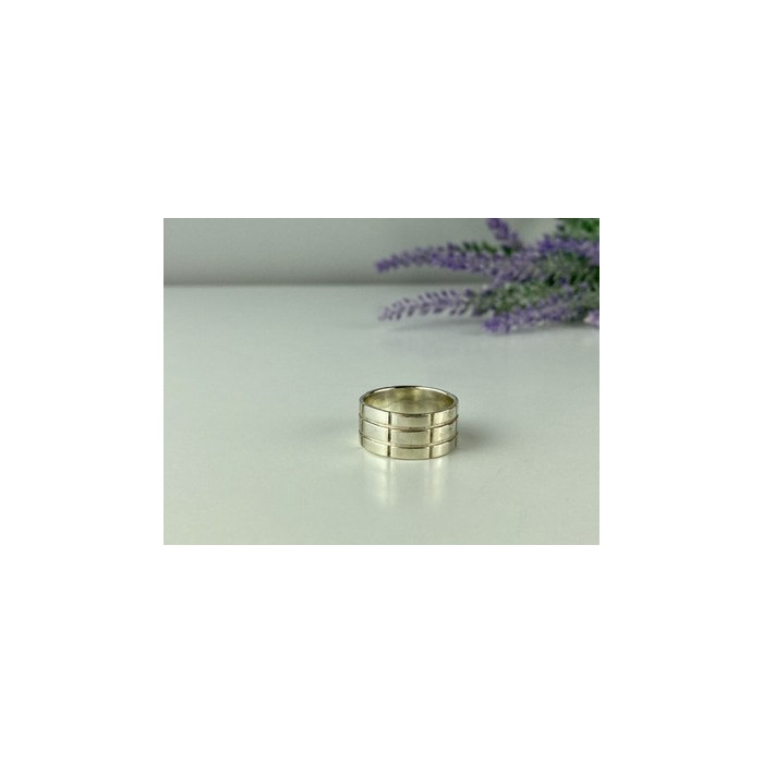 925 Sterling Silver Band Ring Size 10.5