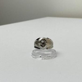 925 Sterling Silver CZ Ring Size 10