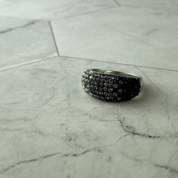 Beautiful 925 Sterling Silver CZ Ring Size 7