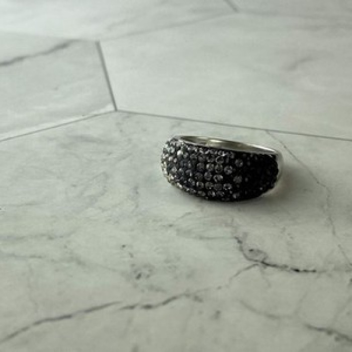 Beautiful 925 Sterling Silver CZ Ring Size 7