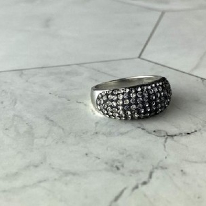 Beautiful 925 Sterling Silver CZ Ring Size 7