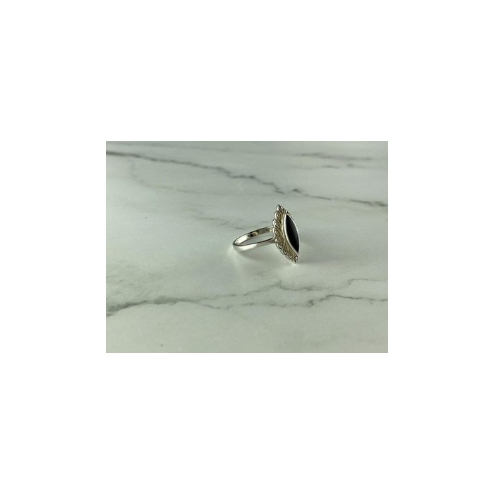 Vintage 925 Sterling Silver Black Onyx Ring Size 7.5